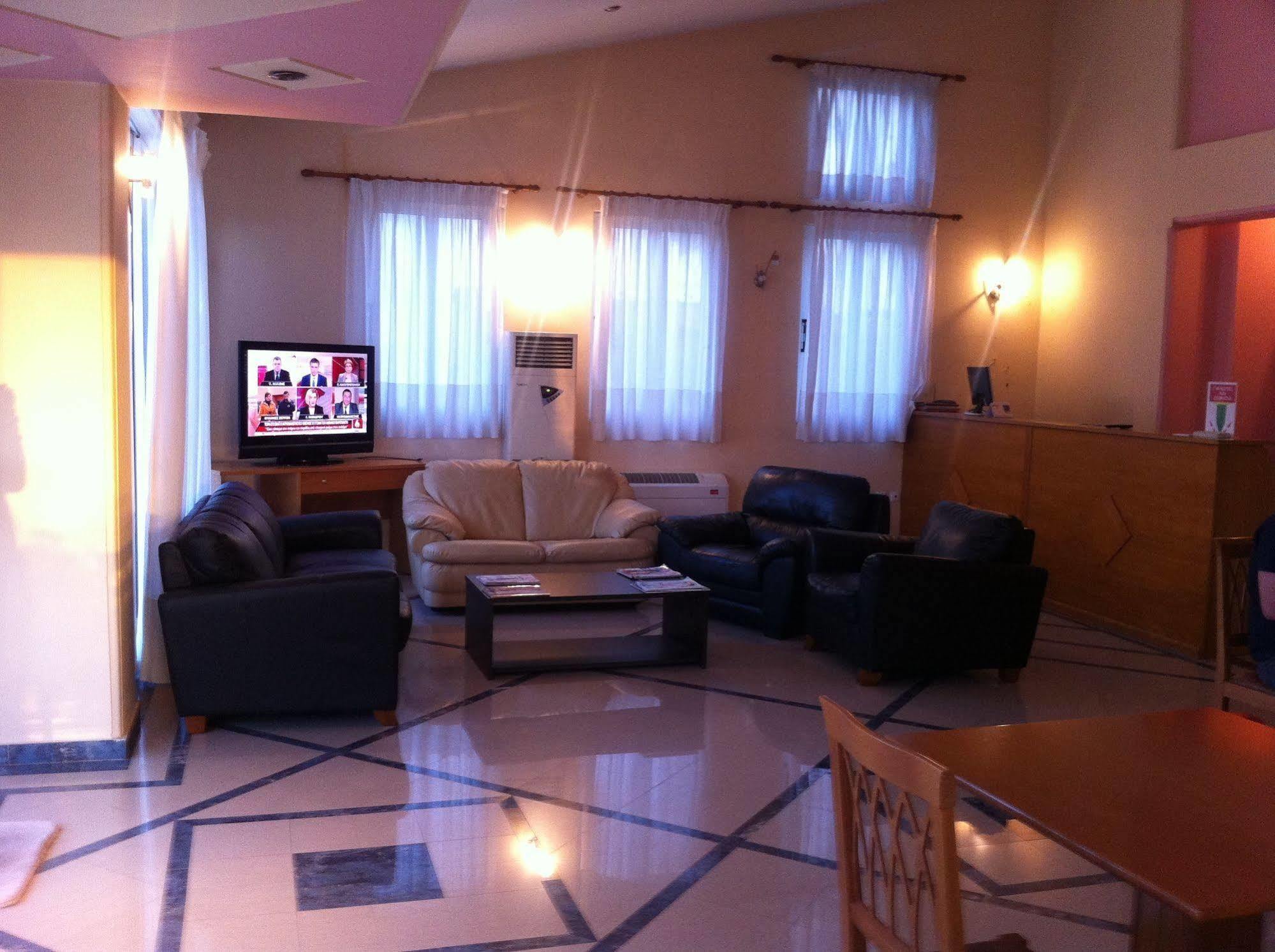 Cybele Guest Accommodation 아테네 외부 사진